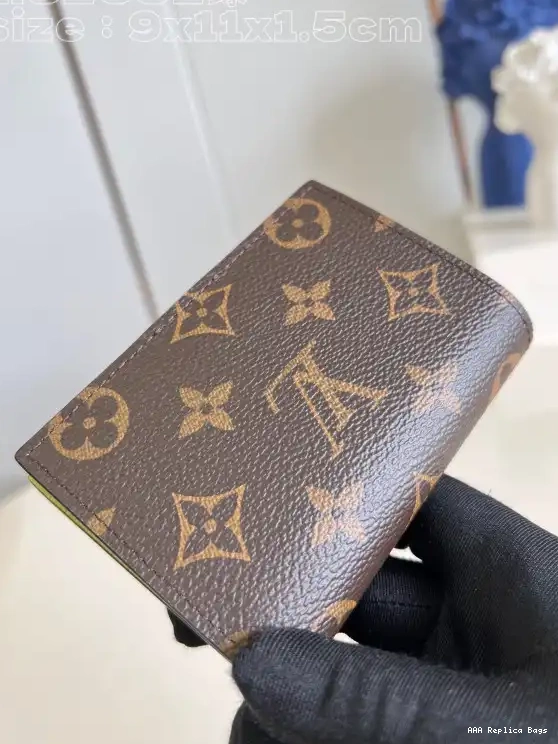 Aaa replica bags Vuitton Wallet Lisa Louis 0605